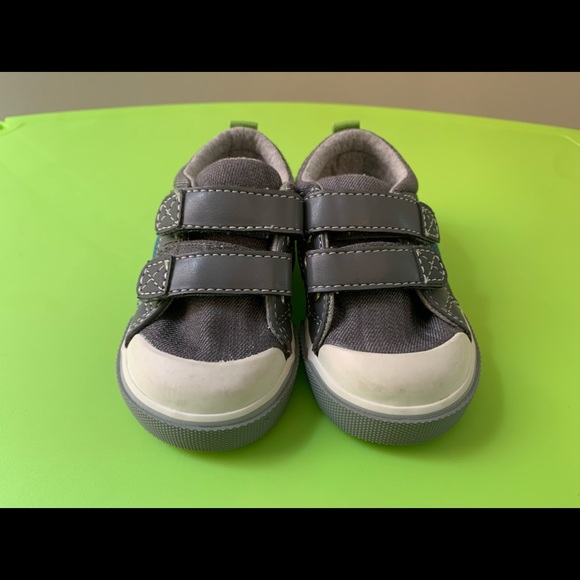 See Kai Run sneakers - Picture 2 of 4